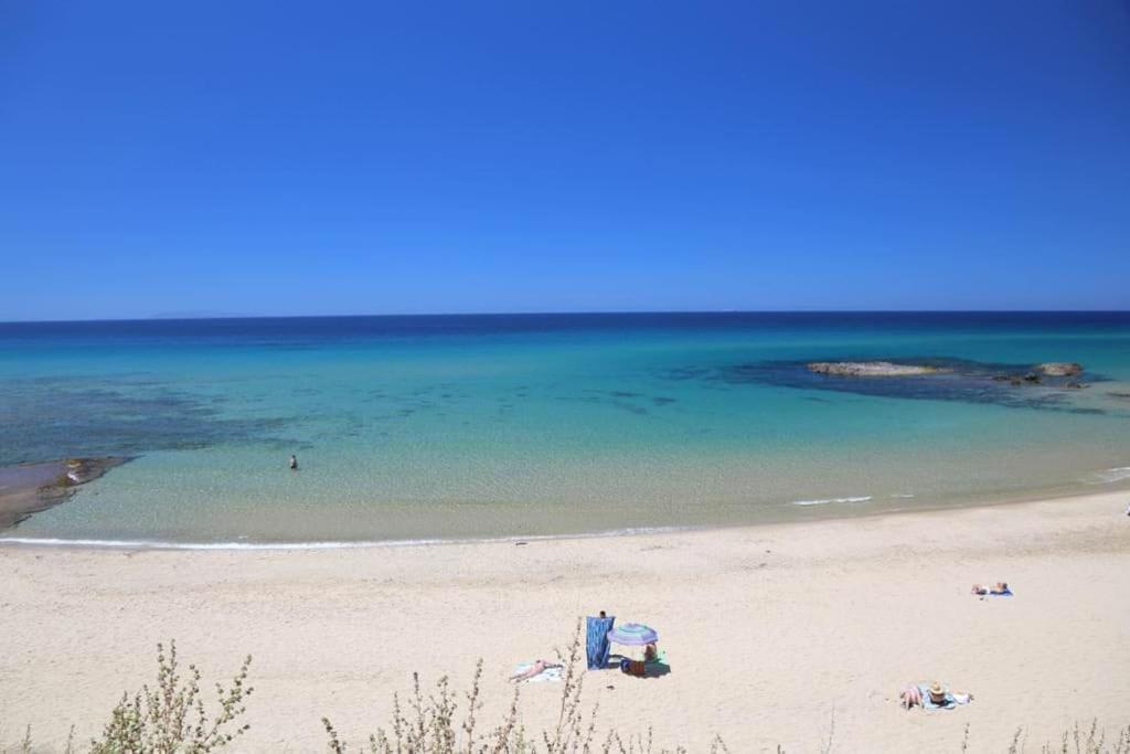 Trilocale Sul Mare Con Ampia Veranda Coperta